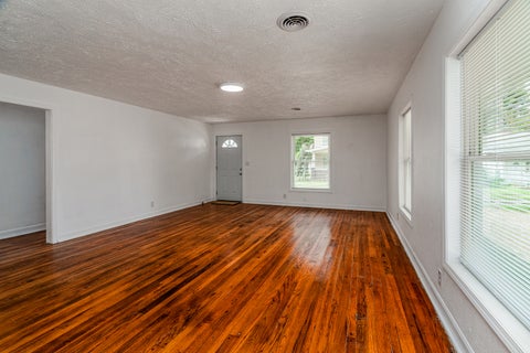 Tiny photo for 103 S Forest Avenue, Carbondale, IL 62901 (MLS # 12785168)