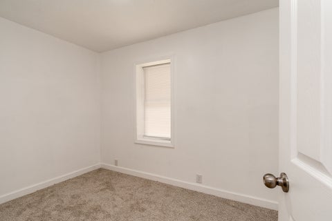 Tiny photo for 103 S Forest Avenue, Carbondale, IL 62901 (MLS # 12785168)