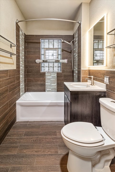 Tiny photo for 10524 S LaSalle Street, Chicago, IL 60628 (MLS # 12575220)