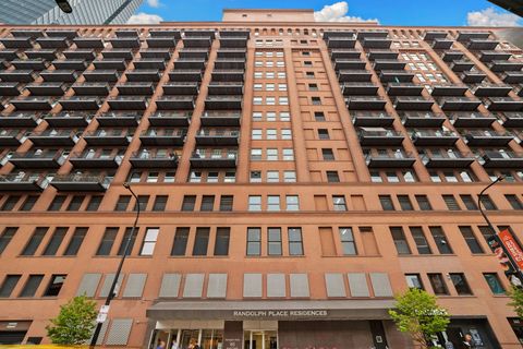 Photo of 165 N Canal Street #730, Chicago, IL 60606 (MLS # 12469191)