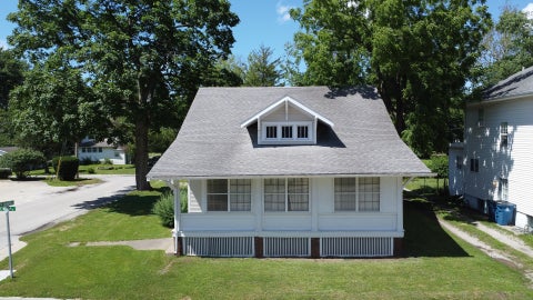 Tiny photo for 500 E Walnut Street, Watseka, IL 60970 (MLS # 12675053)