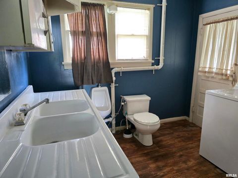 Tiny photo for 1201 E Noleman, Centralia, IL 62801 (MLS # EB458211)