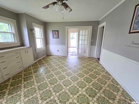 Tiny photo for 1201 E Noleman Street, Centralia, IL 62801 (MLS # EB458211)