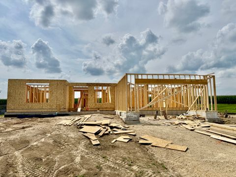 Tiny photo for 1927 PARKSIDE Drive, Sycamore, IL 60178 (MLS # 12427326)