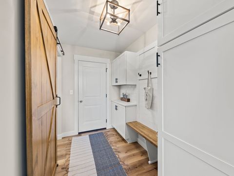 Tiny photo for 1927 PARKSIDE Drive, Sycamore, IL 60178 (MLS # 12427326)