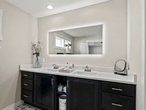 Tiny photo for 1927 PARKSIDE Drive, Sycamore, IL 60178 (MLS # 12427326)