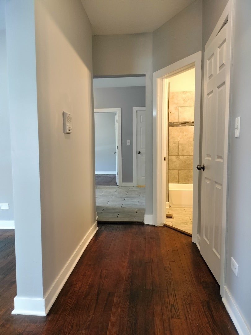 6601 S Bishop Street 6601-1