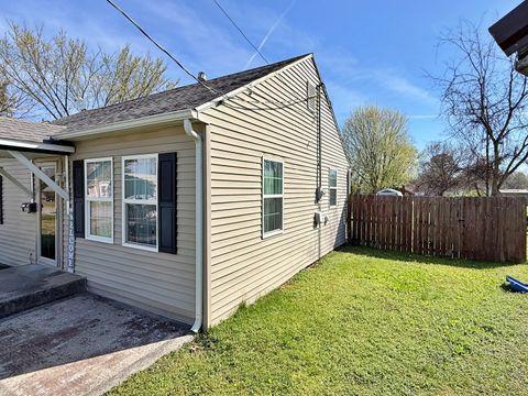 Tiny photo for 1202 Ferry Street, Metropolis, IL 62960 (MLS # 12600219)