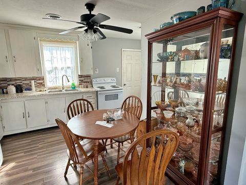 Tiny photo for 1202 Ferry Street, Metropolis, IL 62960 (MLS # 12600219)