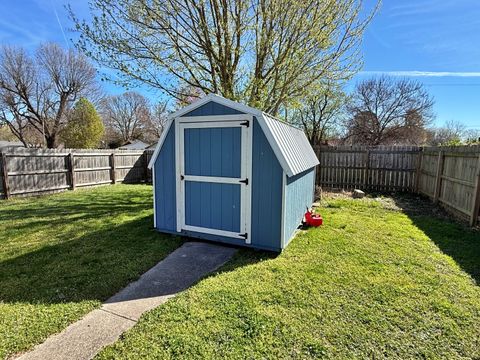 Tiny photo for 1202 Ferry Street, Metropolis, IL 62960 (MLS # 12600219)