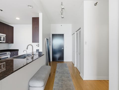 Tiny photo for 303 W OHIO Street #2201, Chicago, IL 60654 (MLS # 12505206)