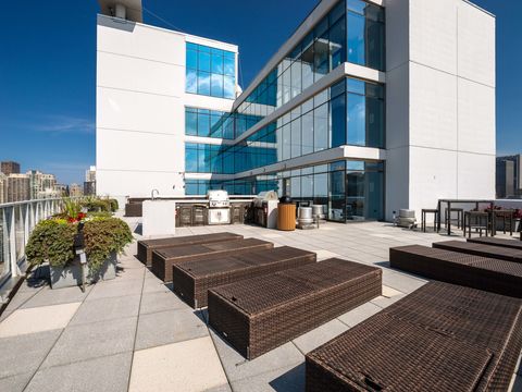 Tiny photo for 303 W OHIO Street #2201, Chicago, IL 60654 (MLS # 12505206)