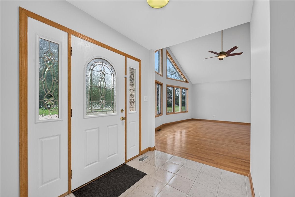 1285 Drawbridge Lane