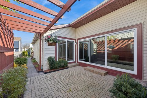 Tiny photo for Lisle, IL 60532 (MLS # 12510593)