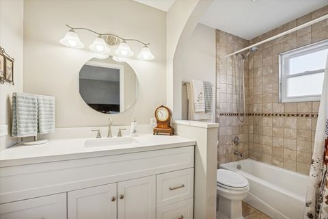 Tiny photo for Lisle, IL 60532 (MLS # 12510593)