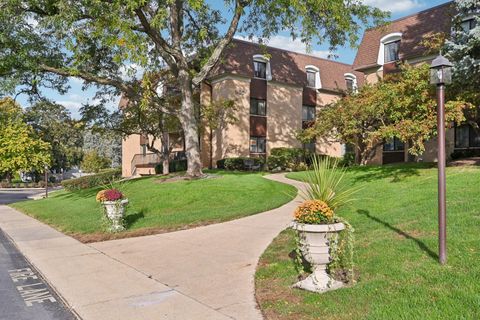 Tiny photo for 1105 N Mill Street #224, Naperville, IL 60563 (MLS # 12494742)