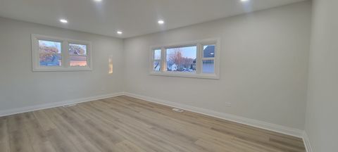 Tiny photo for 7501 W Winnemac Avenue, Harwood Heights, IL 60706 (MLS # 12579818)