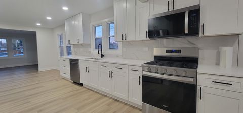 Tiny photo for 7501 W Winnemac Avenue, Harwood Heights, IL 60706 (MLS # 12579818)