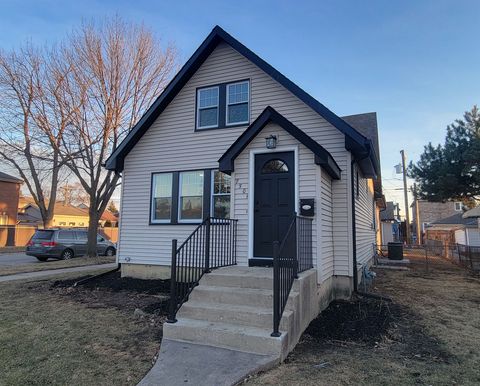 Photo of 7501 W Winnemac Avenue, Harwood Heights, IL 60706 (MLS # 12579818)