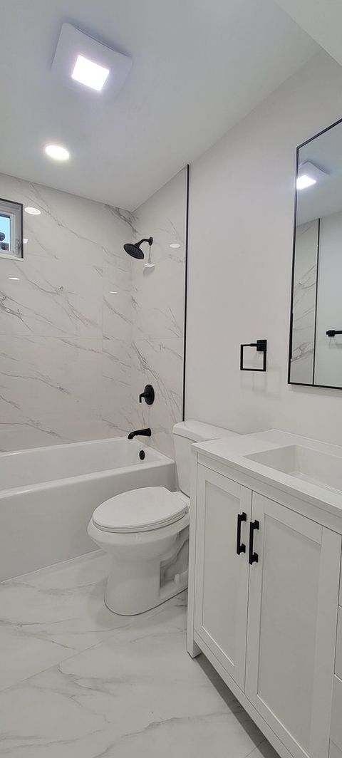 Tiny photo for 7501 W Winnemac Avenue, Harwood Heights, IL 60706 (MLS # 12579818)