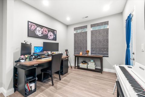 Tiny photo for 468 Watercress Drive, Aurora, IL 60504 (MLS # 12561019)