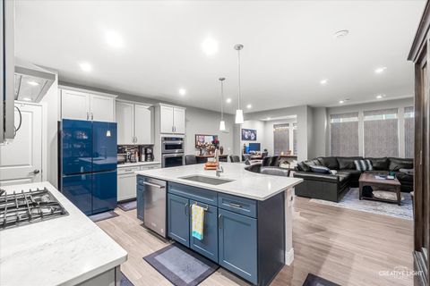 Tiny photo for 468 Watercress Drive, Aurora, IL 60504 (MLS # 12561019)