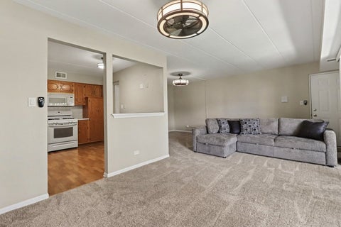 Tiny photo for 8842 W 140th Street #2B, Orland Park, IL 60462 (MLS # 12745527)