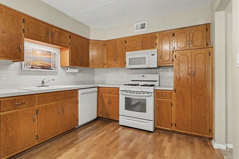 Tiny photo for 8842 W 140th Street #2B, Orland Park, IL 60462 (MLS # 12745527)