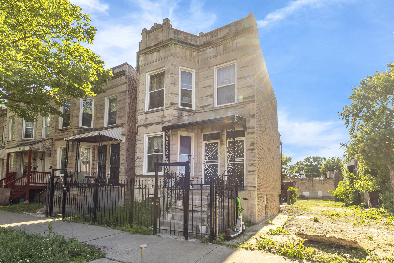 2114 S Trumbull Avenue