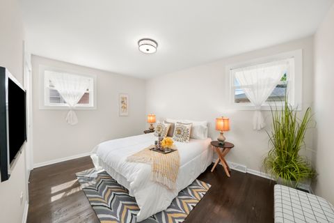 Tiny photo for 120 HYDE PARK Avenue, Bellwood, IL 60104 (MLS # 12505351)