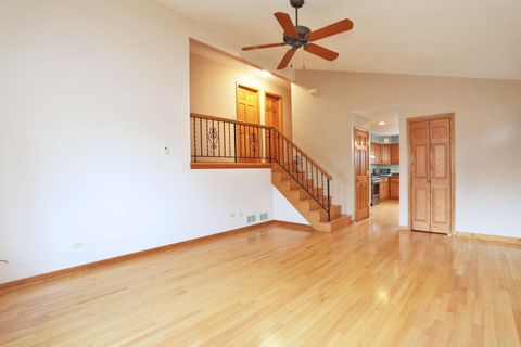 Tiny photo for 336 N Dalewood Avenue, Wood Dale, IL 60191 (MLS # 12494006)