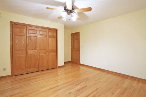 Tiny photo for 336 N Dalewood Avenue, Wood Dale, IL 60191 (MLS # 12494006)