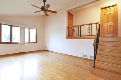 Tiny photo for 336 N Dalewood Avenue, Wood Dale, IL 60191 (MLS # 12494006)