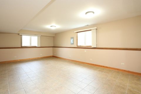 Tiny photo for 336 N Dalewood Avenue, Wood Dale, IL 60191 (MLS # 12494006)