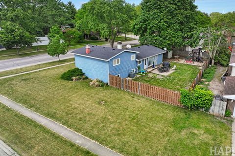 Tiny photo for 201 Berkshire Drive, Crystal Lake, IL 60014 (MLS # 12619672)
