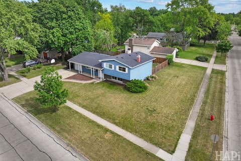 Tiny photo for 201 Berkshire Drive, Crystal Lake, IL 60014 (MLS # 12619672)