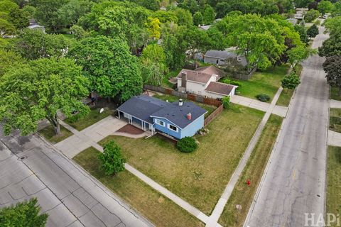 Tiny photo for 201 Berkshire Drive, Crystal Lake, IL 60014 (MLS # 12619672)