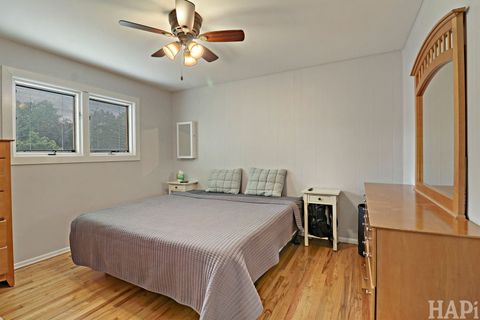 Tiny photo for 201 Berkshire Drive, Crystal Lake, IL 60014 (MLS # 12619672)