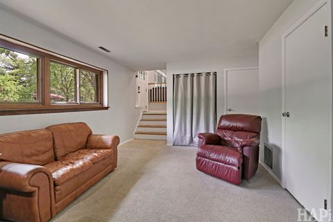 Tiny photo for 201 Berkshire Drive, Crystal Lake, IL 60014 (MLS # 12619672)