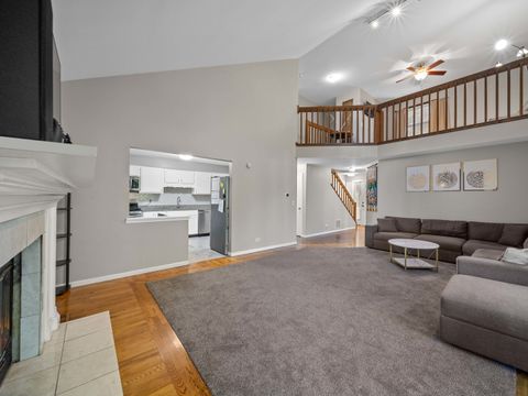 Tiny photo for 340 W Ivy Lane #1B, Arlington Heights, IL 60004 (MLS # 12501192)