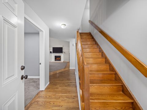 Tiny photo for 340 W Ivy Lane #1B, Arlington Heights, IL 60004 (MLS # 12501192)