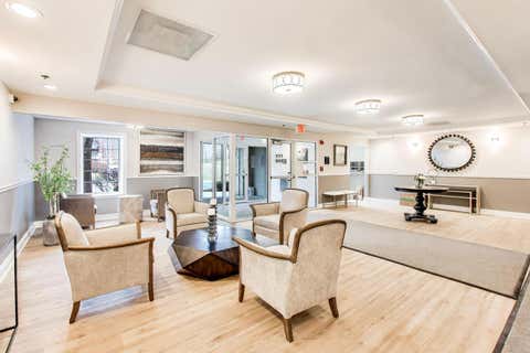 Tiny photo for 410 W Mahogany Court #205, Palatine, IL 60067 (MLS # 12729613)