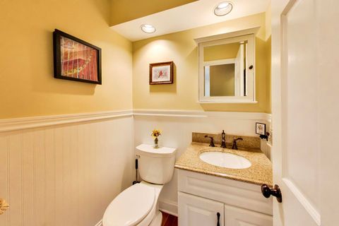 Tiny photo for 879 Saybrook Lane, Buffalo Grove, IL 60089 (MLS # 12625293)