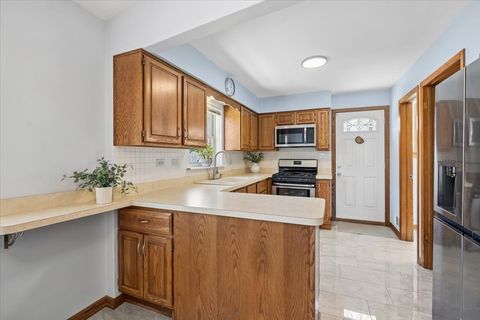Tiny photo for 10665 Preston Street, Westchester, IL 60154 (MLS # 12642536)
