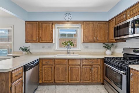 Tiny photo for 10665 Preston Street, Westchester, IL 60154 (MLS # 12642536)