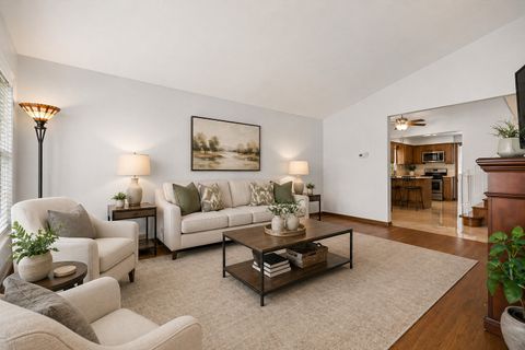 Tiny photo for 10665 Preston Street, Westchester, IL 60154 (MLS # 12642536)
