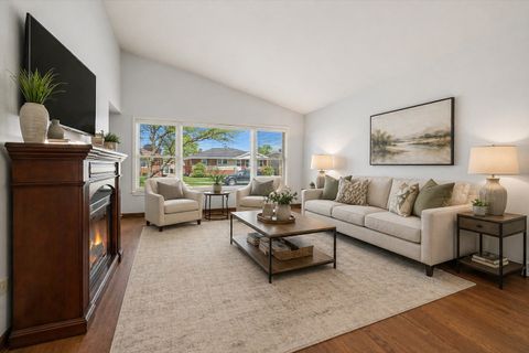 Tiny photo for 10665 Preston Street, Westchester, IL 60154 (MLS # 12642536)