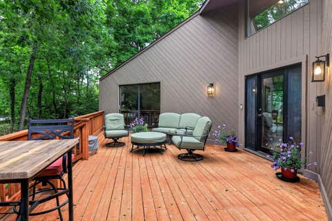 Tiny photo for 5337 Brookbank Road, Downers Grove, IL 60515 (MLS # 12725067)