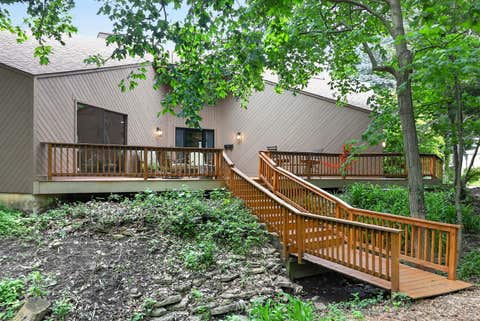 Tiny photo for 5337 Brookbank Road, Downers Grove, IL 60515 (MLS # 12725067)