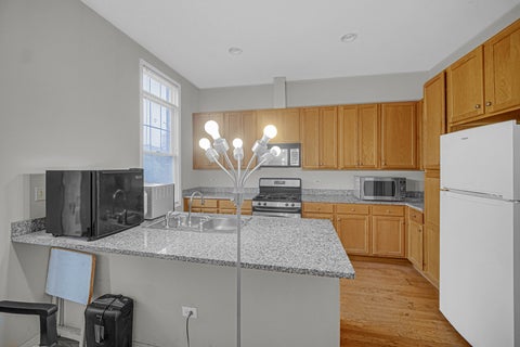 Tiny photo for 4635 S Greenwood Avenue, Chicago, IL 60653 (MLS # 12631435)
